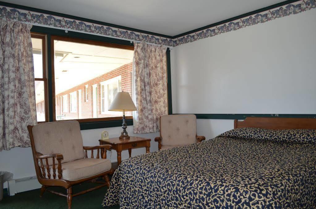 Ladd Brook Inn Pownal Εξωτερικό φωτογραφία