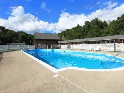 Ladd Brook Inn Pownal Εξωτερικό φωτογραφία