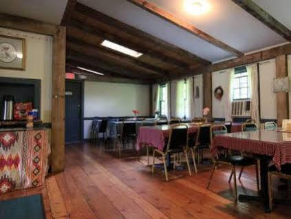 Ladd Brook Inn Pownal Εξωτερικό φωτογραφία