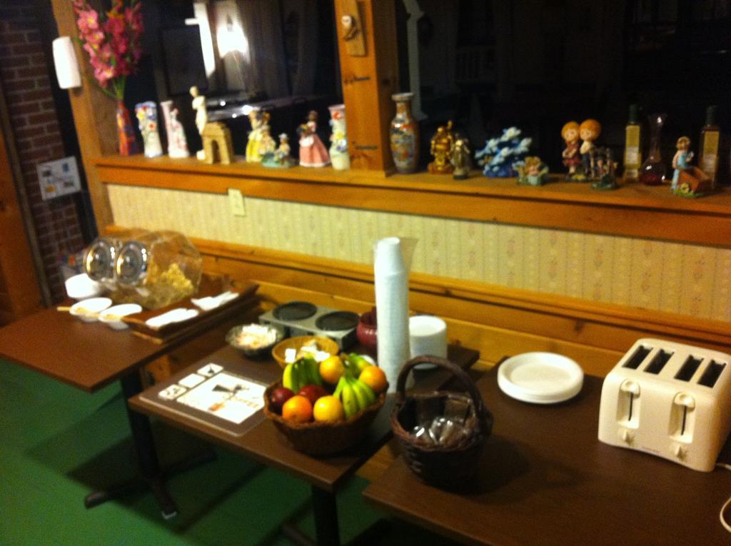 Ladd Brook Inn Pownal Εξωτερικό φωτογραφία