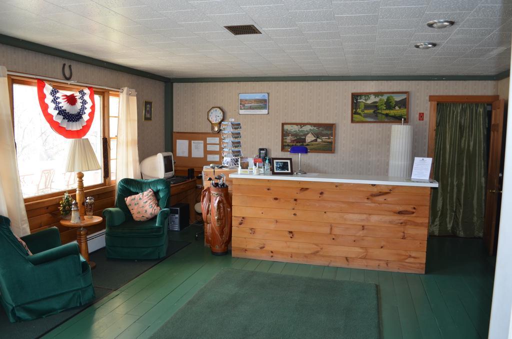Ladd Brook Inn Pownal Εξωτερικό φωτογραφία